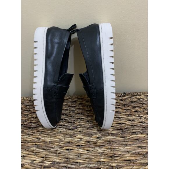 Vionic Uptown loafer black comfort womans shoes workwear office preppy 9 - Picture 1 of 7
